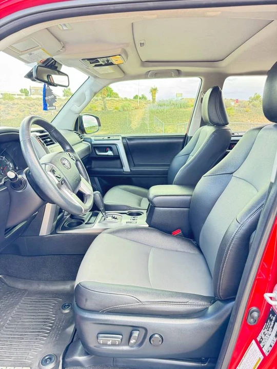 2020 Toyota 4Runner 5th Gen - Image 8 of 15