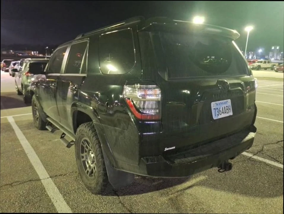 2020 Toyota 4Runner 5th Gen - Image 3 of 5