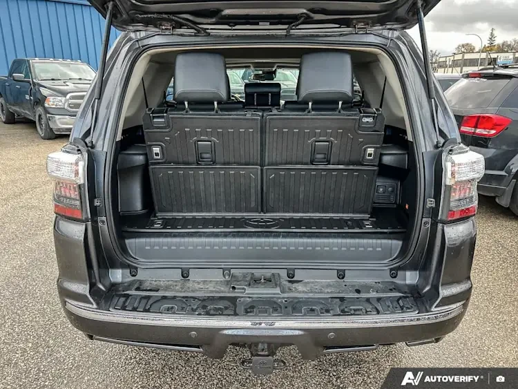 2020 Toyota 4Runner 5th Gen - Image 12 of 20