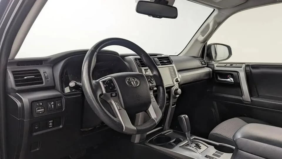 2020 Toyota 4Runner 5th Gen - Image 8 of 18