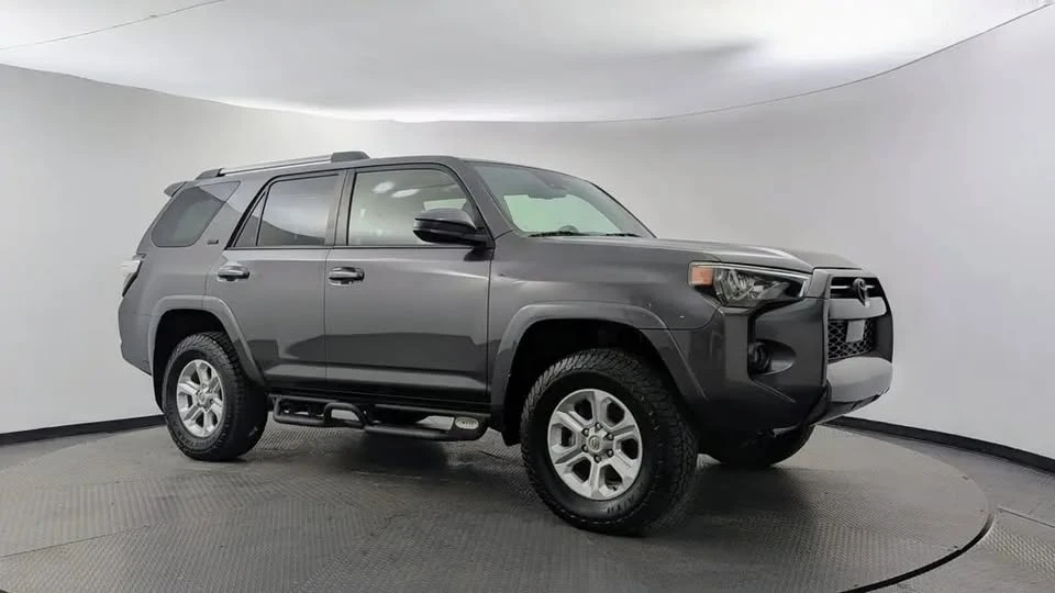 2020 Toyota 4Runner 5th Gen - Image 3 of 18