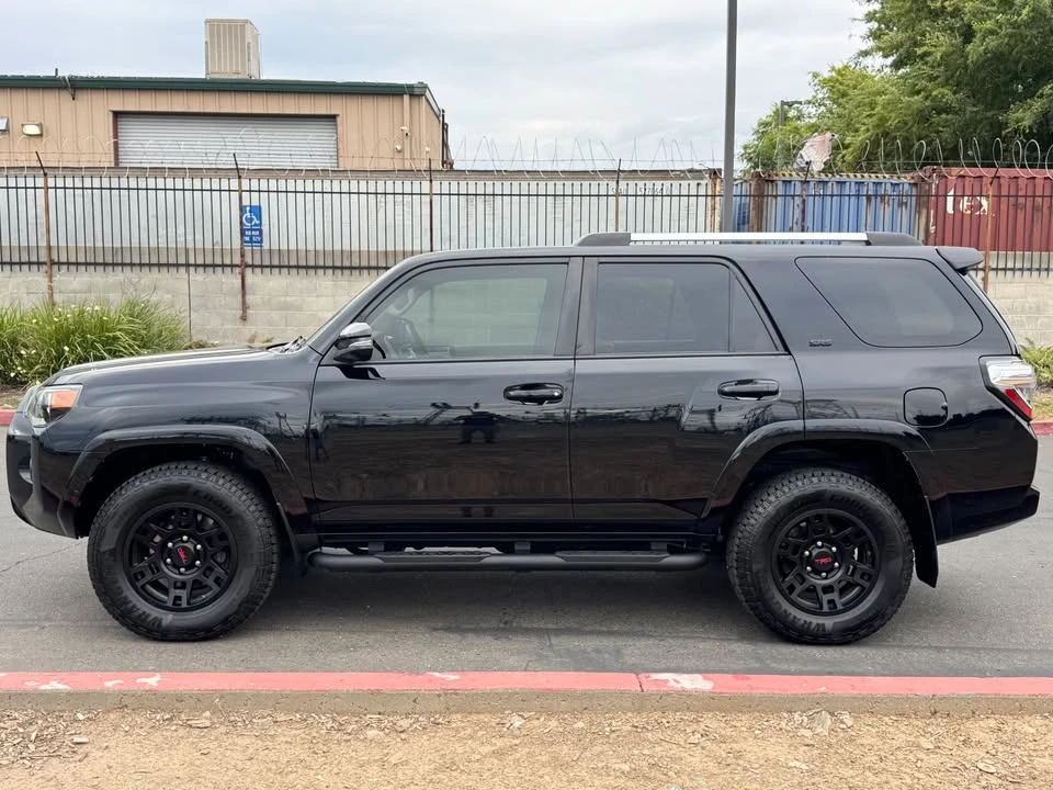 2020 Toyota 4Runner 5th Gen - Image 7 of 17