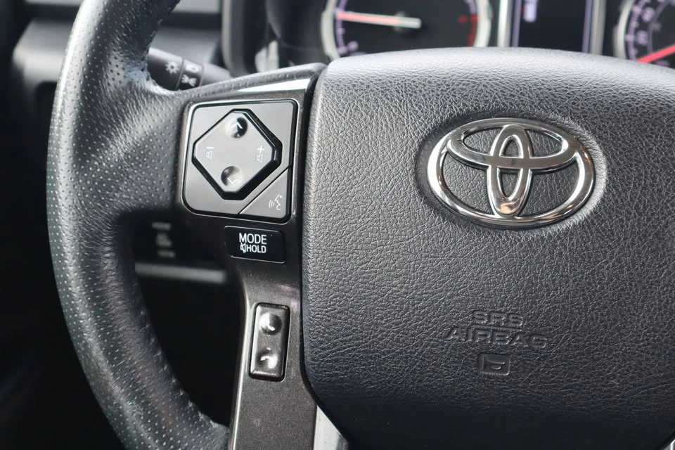 2020 Toyota 4Runner 5th Gen - Image 15 of 18