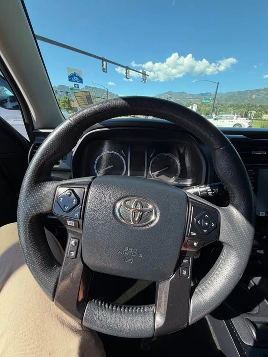 2020 Toyota 4Runner 5th Gen - Image 8 of 10