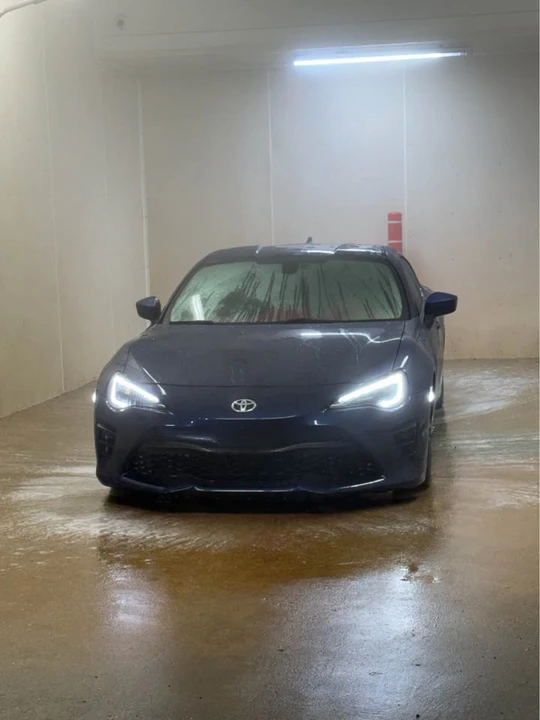 2010 Toyota 86 - Image 4 of 5