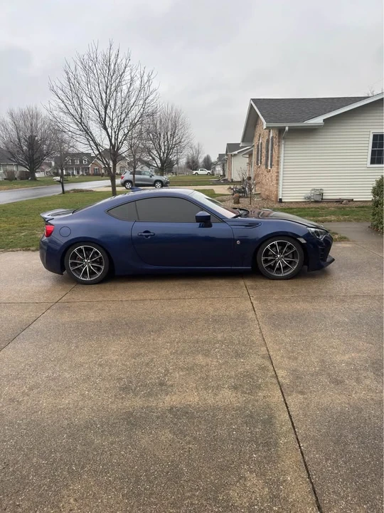 2010 Toyota 86 - Image 3 of 5