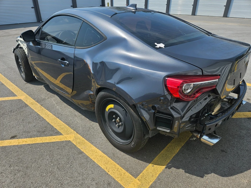 2017 Subaru Impreza WRX 4th Gen - Image 5 of 16