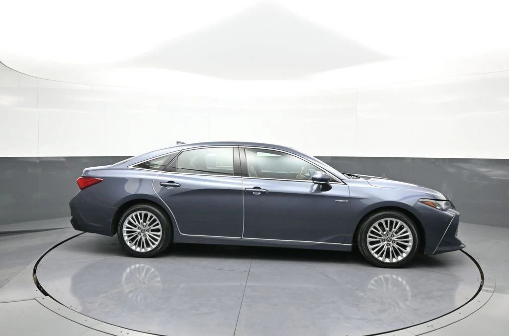 2020 Toyota Avalon 5th Gen - Image 5 of 12