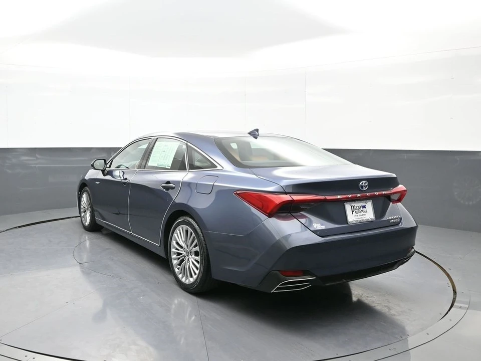 2020 Toyota Avalon 5th Gen - Image 8 of 12