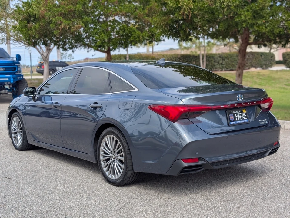 2020 Toyota Avalon 5th Gen - Image 3 of 20