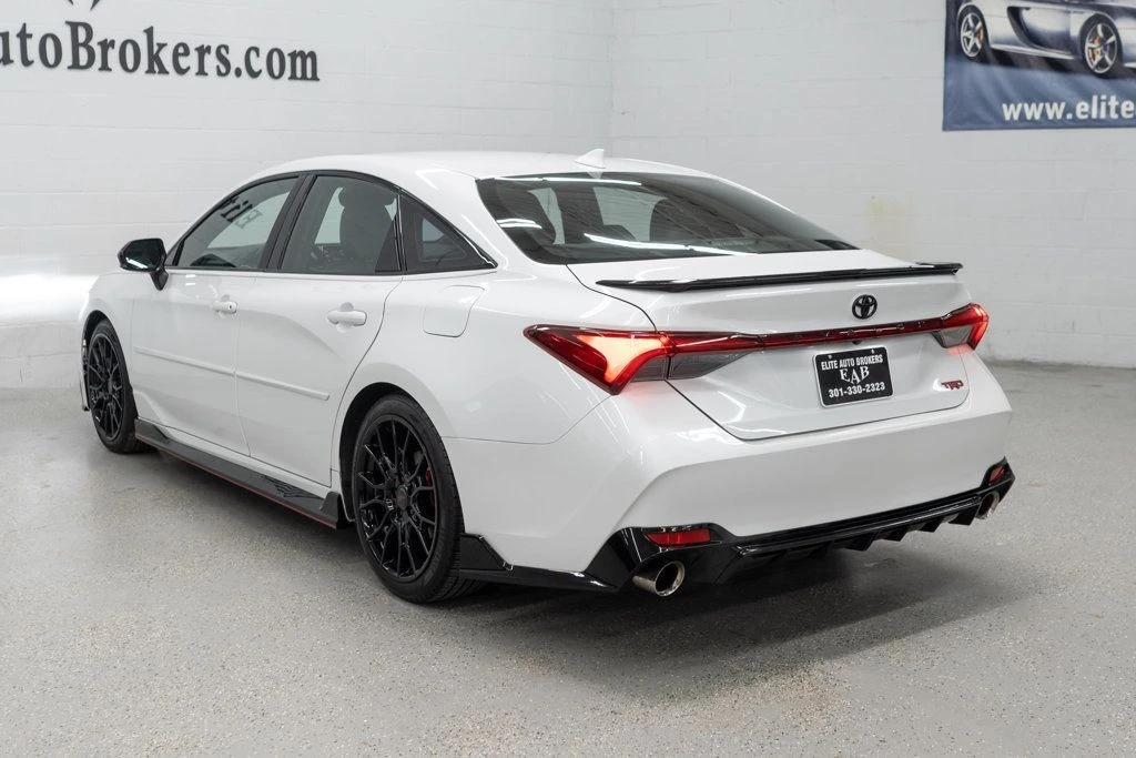 2020 Toyota Avalon 5th Gen - Image 6 of 12