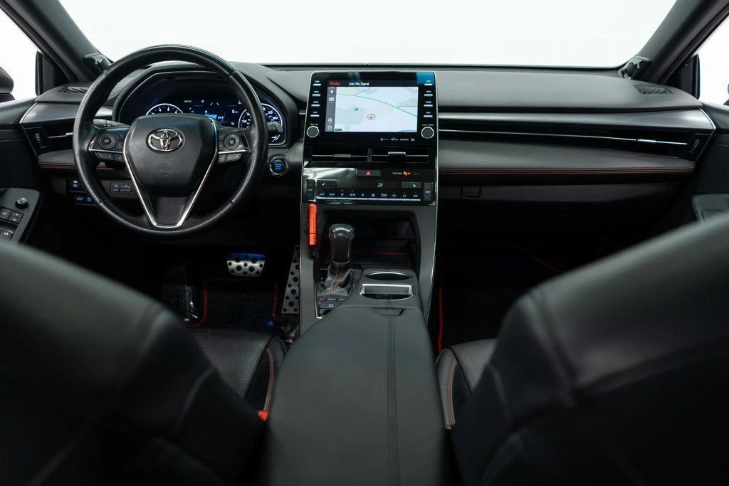 2020 Toyota Avalon 5th Gen - Image 10 of 12