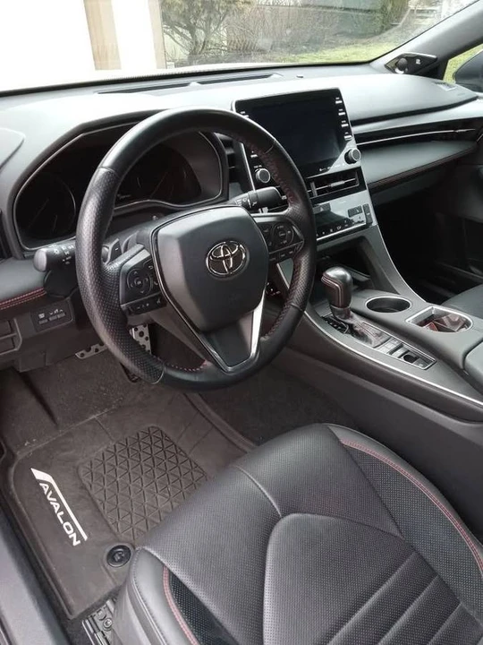 2020 Toyota Avalon 5th Gen - Image 6 of 8
