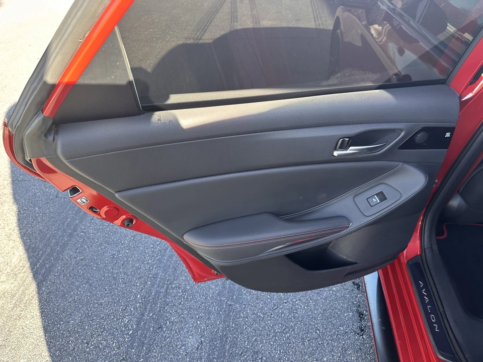 2020 Toyota Avalon 5th Gen - Image 11 of 12