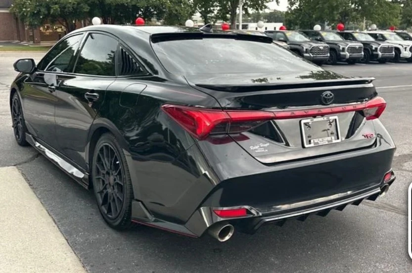 2020 Toyota Avalon 5th Gen - Image 5 of 10