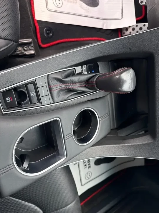 2020 Toyota Avalon 5th Gen - Image 19 of 20