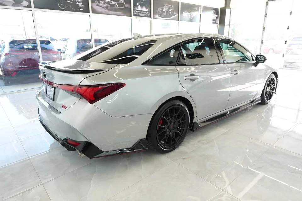 2020 Toyota Avalon 5th Gen - Image 12 of 19