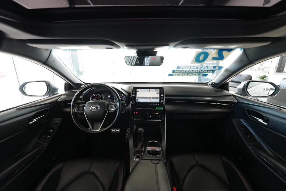 2020 Toyota Avalon 5th Gen - Image 8 of 19