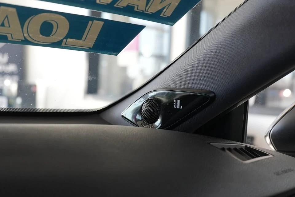 2020 Toyota Avalon 5th Gen - Image 13 of 19