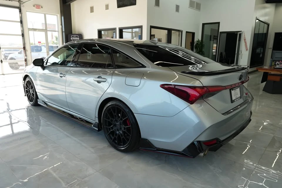 2020 Toyota Avalon 5th Gen - Image 4 of 19