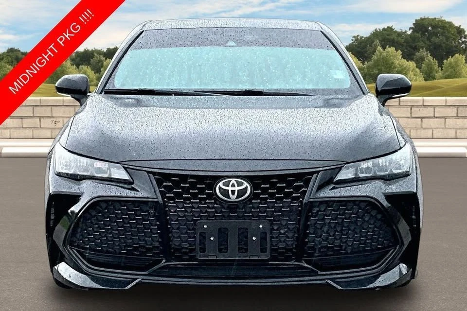 2020 Toyota Avalon 5th Gen - Image 2 of 19