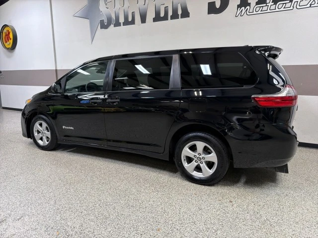 2020 Toyota Sienna 3rd Gen - Image 6 of 21