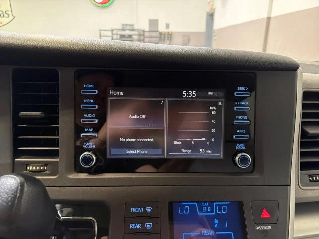 2020 Toyota Sienna 3rd Gen - Image 19 of 21
