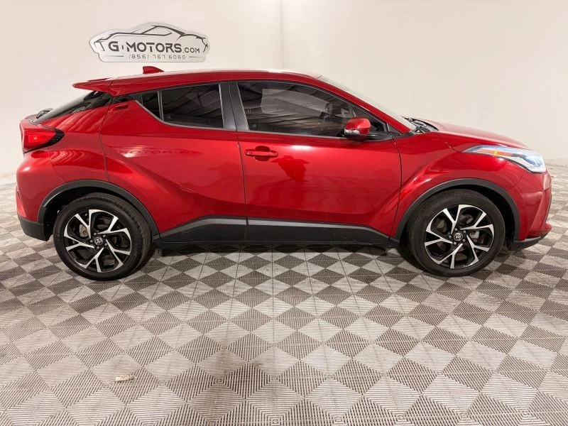 2020 Toyota C-HR - Image 8 of 12