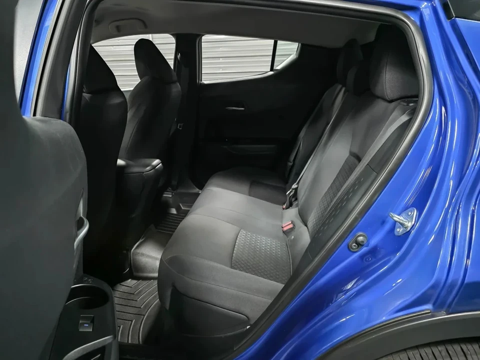 2020 Toyota C-HR - Image 15 of 21