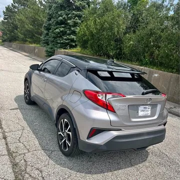 2020 Toyota C-HR LE Sport Utility 4D
