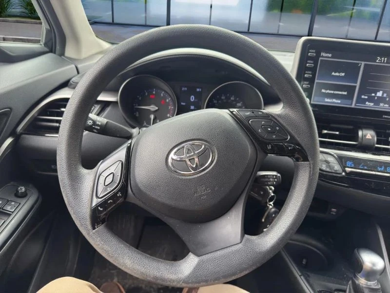 2020 Toyota C-HR - Image 10 of 12