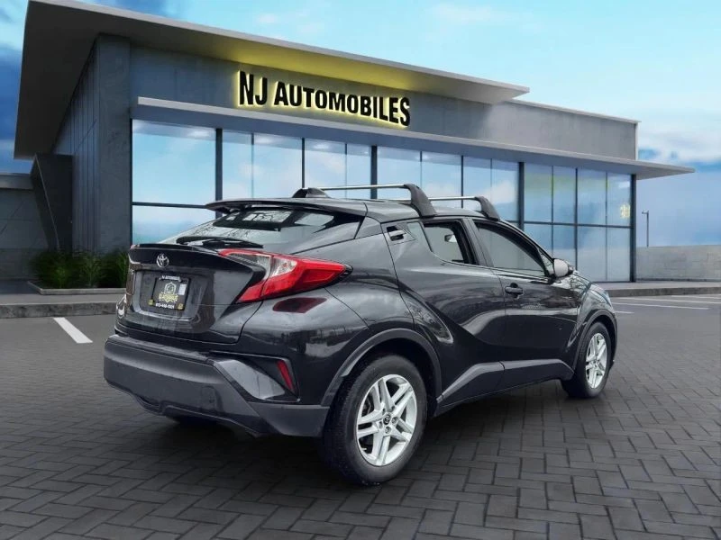 2020 Toyota C-HR - Image 7 of 12