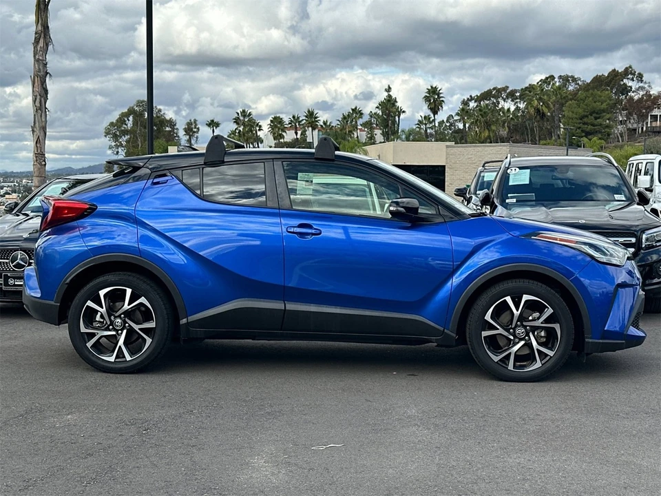 2020 Toyota C-HR - Image 2 of 12