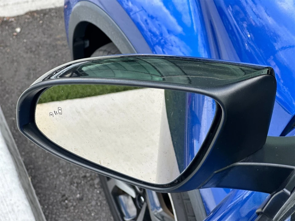 2020 Toyota C-HR - Image 9 of 12