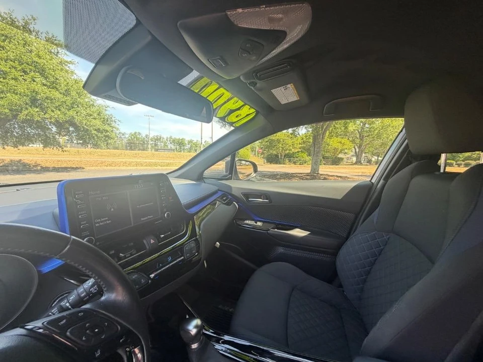 2020 Toyota C-HR - Image 8 of 25