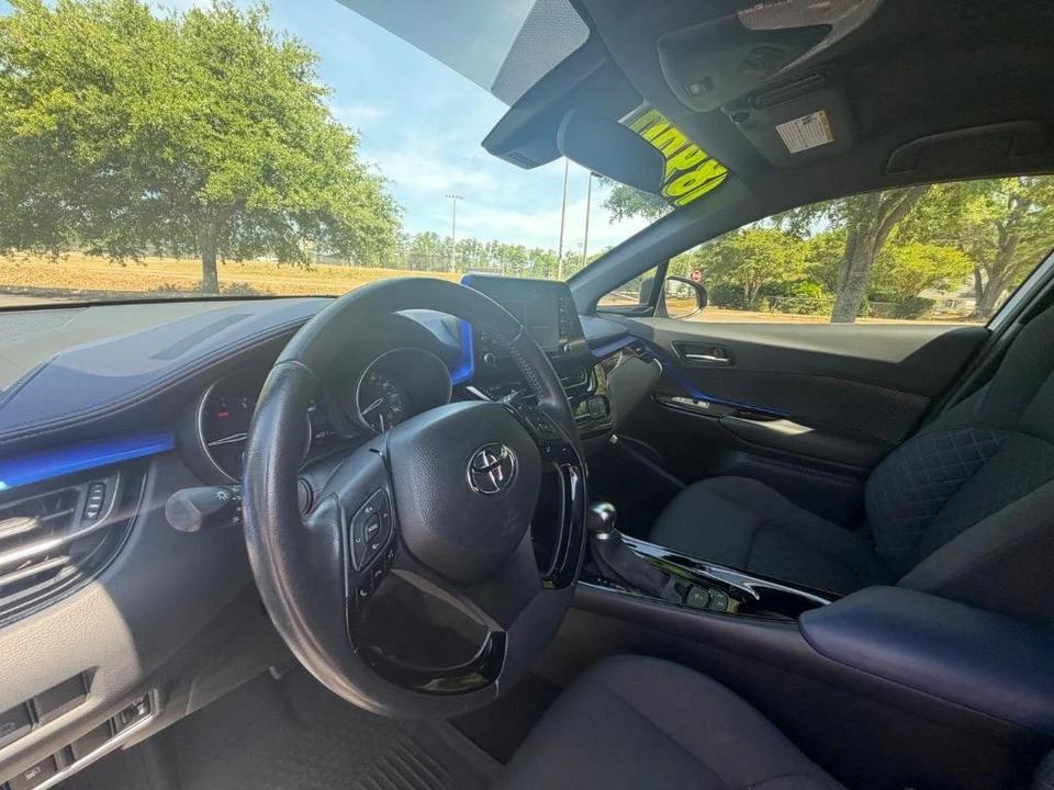 2020 Toyota C-HR - Image 6 of 25
