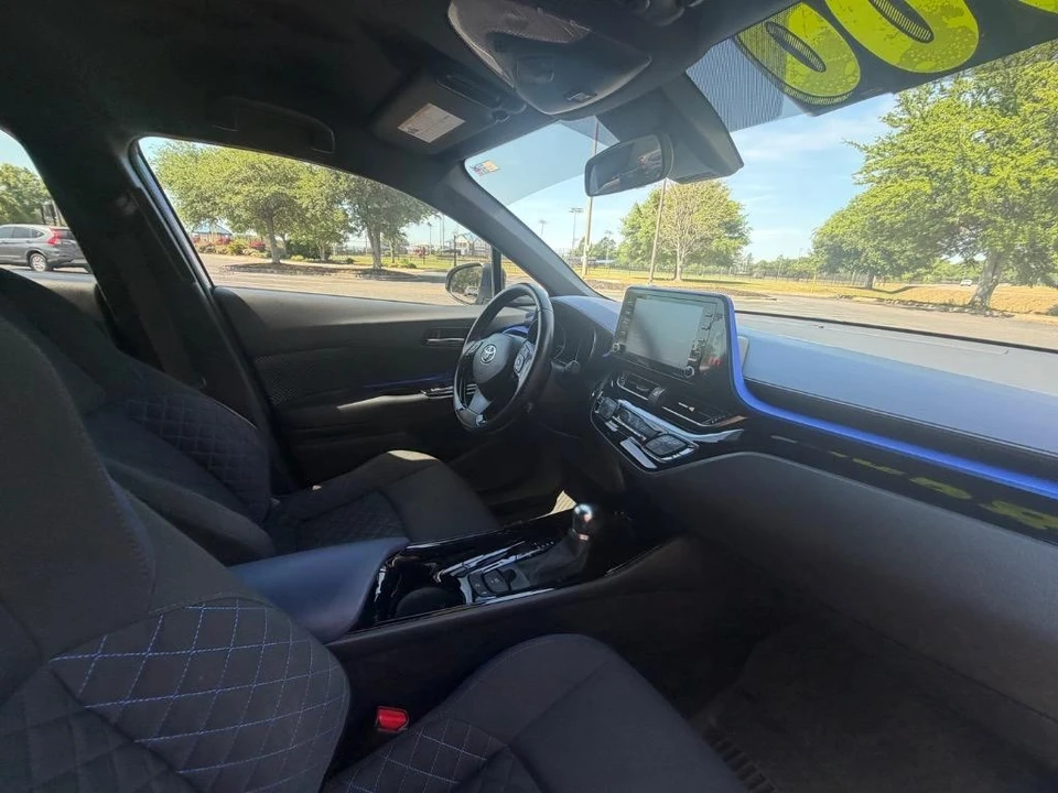 2020 Toyota C-HR - Image 22 of 25
