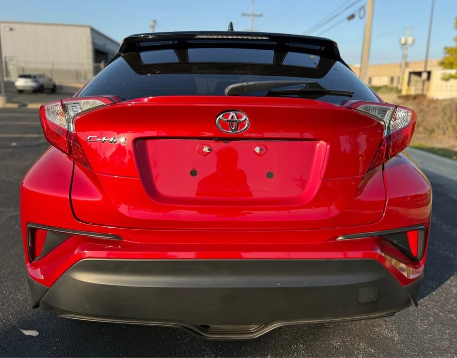 2020 Toyota C-HR - Image 8 of 20