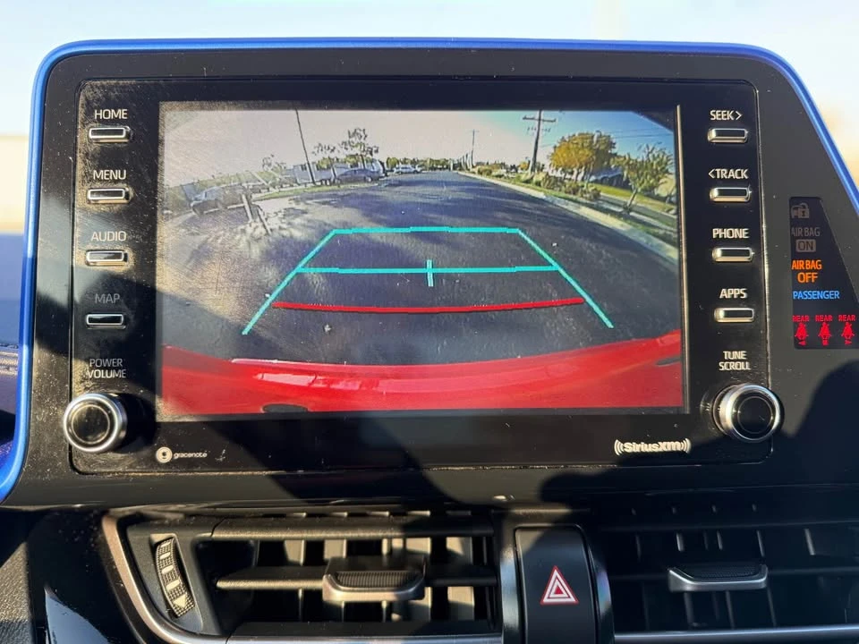 2020 Toyota C-HR - Image 17 of 20