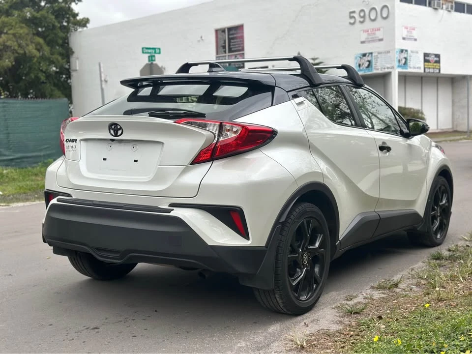 2020 Toyota C-HR - Image 4 of 10