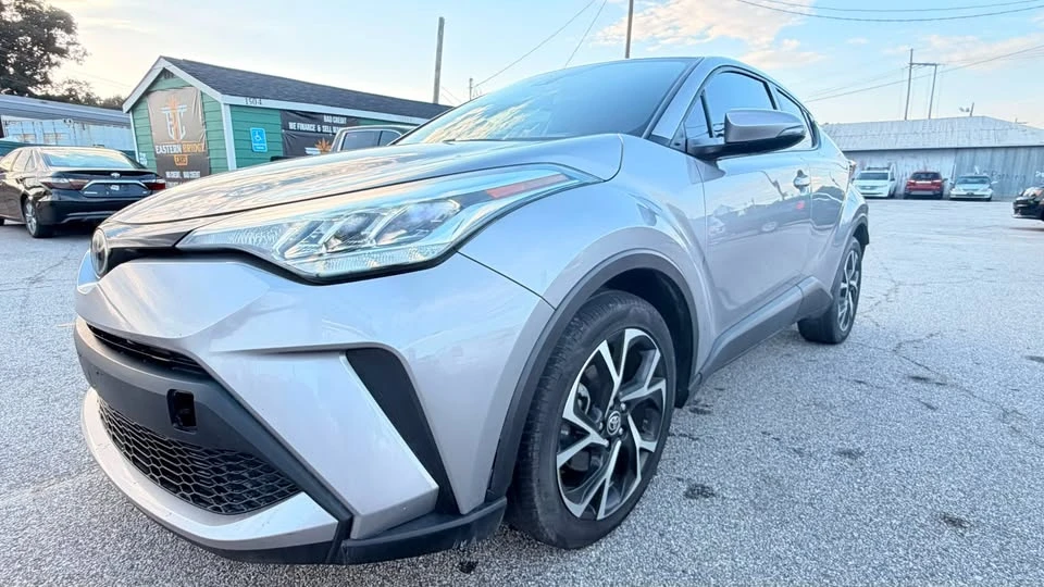 2020 Toyota C-HR - Image 2 of 20