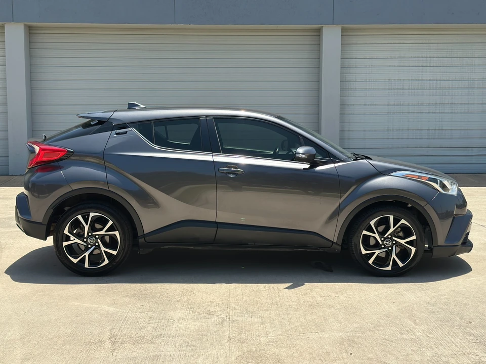 2020 Toyota C-HR - Image 4 of 31