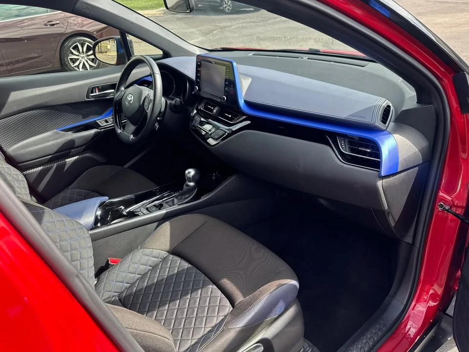 2020 Toyota C-HR - Image 12 of 13