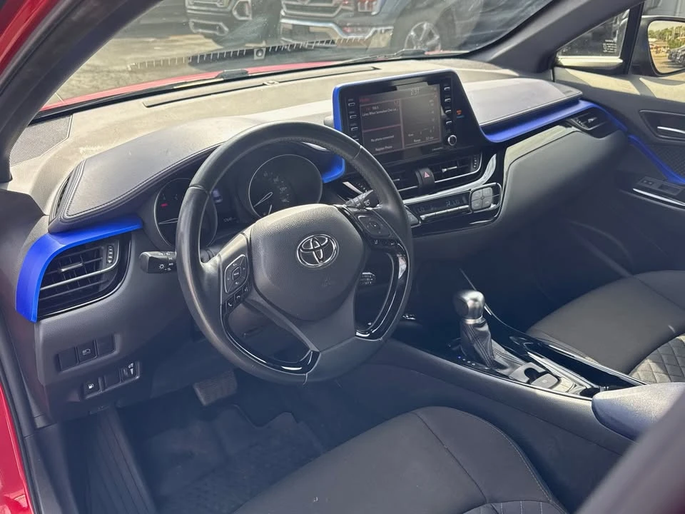 2020 Toyota C-HR - Image 11 of 13