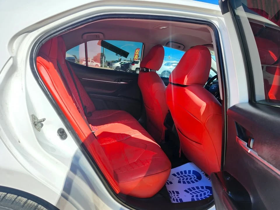 2020 Toyota Camry 8th Gen - Image 9 of 16