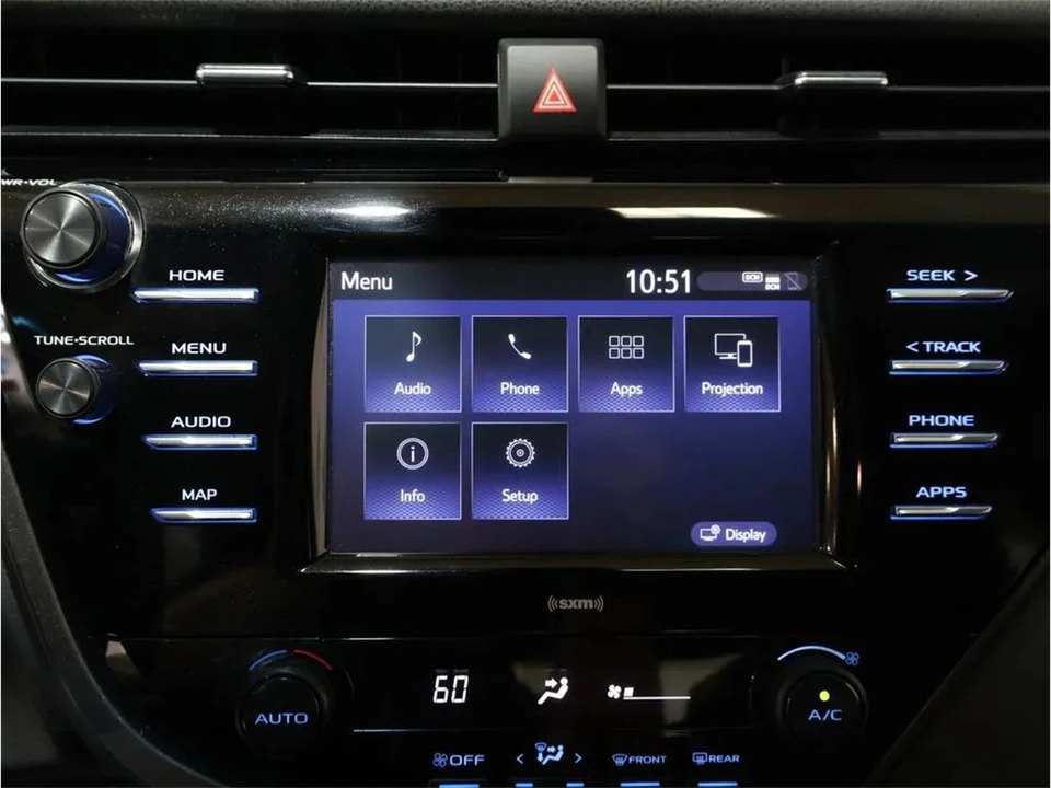 2020 Toyota Camry 8th Gen - Image 19 of 31