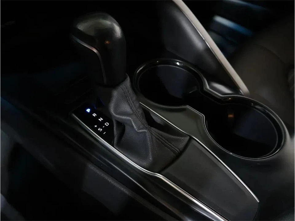 2020 Toyota Camry 8th Gen - Image 22 of 31
