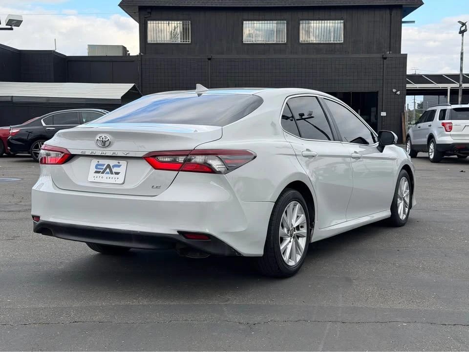 2020 Toyota Camry 8th Gen - Image 6 of 15