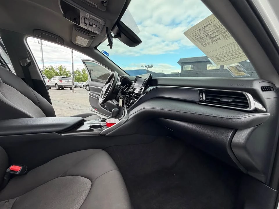 2020 Toyota Camry 8th Gen - Image 7 of 15