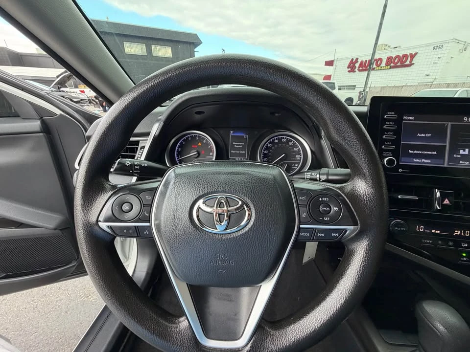 2020 Toyota Camry 8th Gen - Image 14 of 15